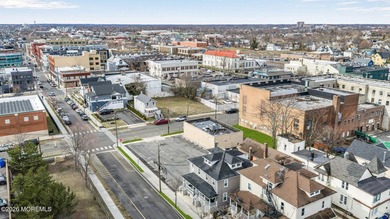 Exceptional opportunity to acquire prime real estate in one of - photo 14