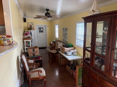 This is a beautifully kept Mobile Home. MOVE IN READY! New Roof - photo 14