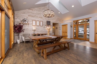 Experience luxury lake living at this incredible 4 bedroom, 4 - photo 14
