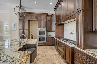 **EXQUISITE, CUSTOM-BUILT (2018) ESTATE SITUATED ON 6.80 ACRES - photo 17