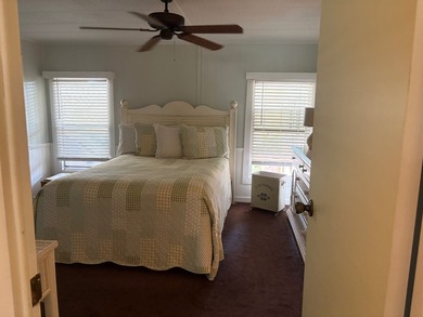 This is a beautifully kept Mobile Home. MOVE IN READY! New Roof - photo 18
