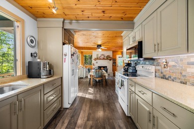 Rare opportunity to own a 440-acre private retreat just minutes - photo 18
