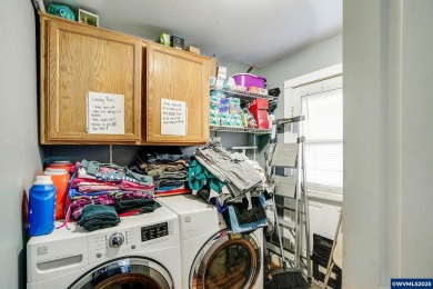 Charming 4 bedrooms 1 bath house on a quiet street, 4th bedroom