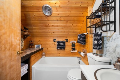 Rare opportunity to own a 440-acre private retreat just minutes - photo 23