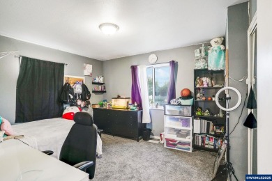 Charming 4 bedrooms 1 bath house on a quiet street, 4th bedroom