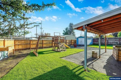 Charming 4 bedrooms 1 bath house on a quiet street, 4th bedroom