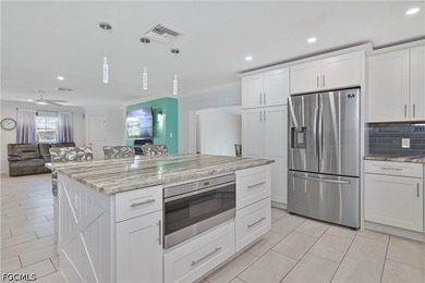 Must-See North Fort Myers Estate on nearly a Half Acre! Gorgeous - photo 29