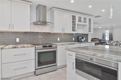 Must-See North Fort Myers Estate on nearly a Half Acre! Gorgeous - photo 30