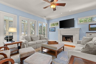 Exceptional materials and meticulous craftsmanship define this - photo 31