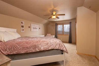 Experience luxury lake living at this incredible 4 bedroom, 4 - photo 34