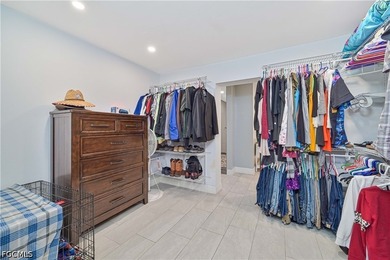 Must-See North Fort Myers Estate on nearly a Half Acre! Gorgeous - photo 43