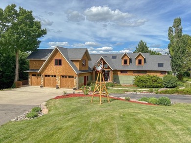 Experience luxury lake living at this incredible 4 bedroom, 4 - photo 43