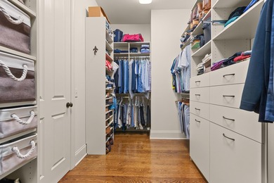 Exceptional materials and meticulous craftsmanship define this - photo 47