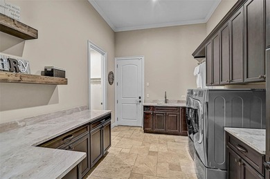 **EXQUISITE, CUSTOM-BUILT (2018) ESTATE SITUATED ON 6.80 ACRES - photo 54