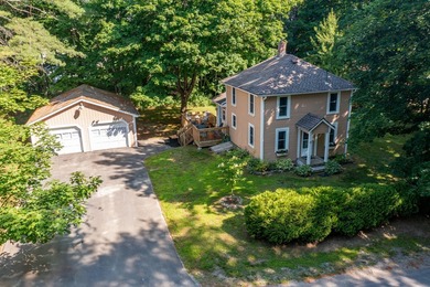 This quaint home is less than 5 minutes to downtown Belfast. It - photo 1
