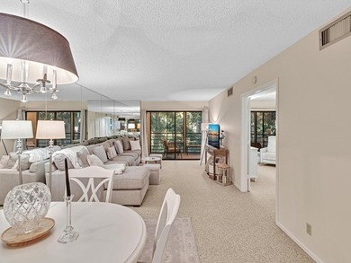 Meticulously maintained 2/2 unit in the picturesque gated and - photo 19