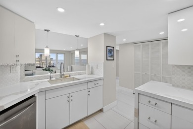 Mesmerizing views from this FULLY RENOVATED corner unit with - photo 21