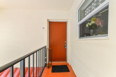 Prepare to be captivated by this gorgeously updated 2-bedroom - photo 24