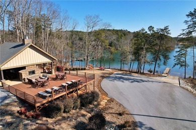 This nearly three-acre, level interior lake lot offers the - photo 31