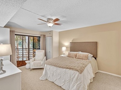 Meticulously maintained 2/2 unit in the picturesque gated and - photo 33