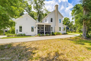 Built in 2021 by Artisan Custom Homes, this beautiful 3-bedroom - photo 46
