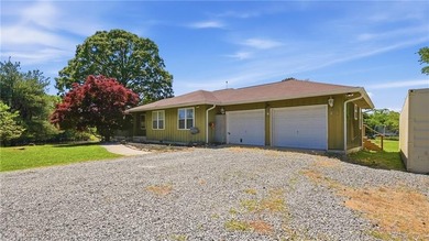 Additional listing photo 2