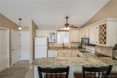 MOTIVATED SELLER - All 2026 Assessments Paid! Fully updated - photo 12