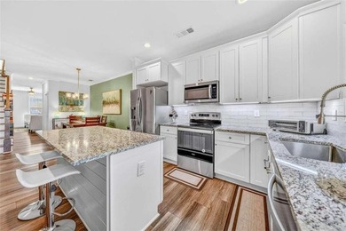 Welcome to this charming 3-bedroom, 2.5-bathroom townhome - photo 16