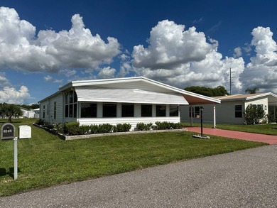 Welcome to one of the most desirable 55+ communities in Florida! - photo 18