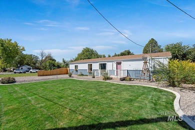 (private lake, pond, creek) Home Sale Pending in Melba Idaho