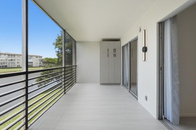 Welcome to this impeccably renovated 2-bedroom, 2-bath residence - photo 24