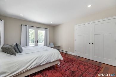 A spacious contemporary located in a resort quality setting - photo 27