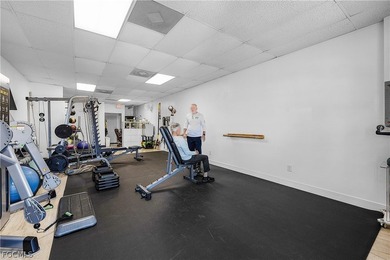 6 unit concrete block and stucco office/retail investment - photo 27