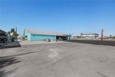 6 unit concrete block and stucco office/retail investment - photo 30