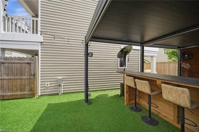 Better than new construction in desirable Chic's Beach - photo 31