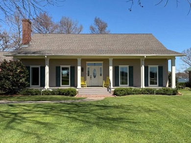 Lake Saint John Home For Sale in Ferriday Louisiana