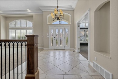 Beautiful two-story home with stunning red rock mountain views! - photo 3
