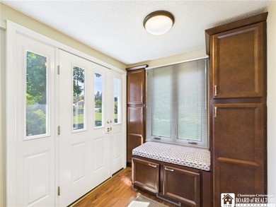 Welcome to your perfect getaway on beautiful Chautauqua Lake! - photo 6