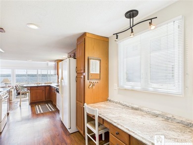 Welcome to your perfect getaway on beautiful Chautauqua Lake! - photo 8