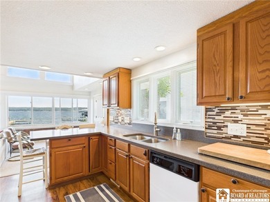Welcome to your perfect getaway on beautiful Chautauqua Lake! - photo 9