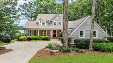 Some homes are admired. Others are unforgettable. At 109 Bulloch - photo 3