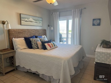 Beautifully updated coastal retreat in the heart of Fort Morgan! - photo 15