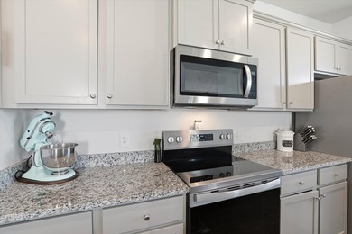 Welcome to your dream home at Lakeview at Kitfield! This - photo 18