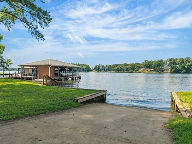 EXTRAORDINARY OPPORTUNITY TO OBTAIN OVER 4 ACRES OF PRIME LEVEL - photo 8