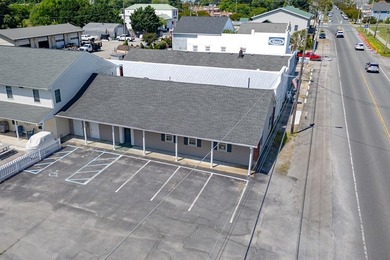 Commercial building at the entrance to Cape Charles. Great - photo 7