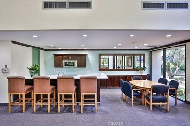 Beautifully updated and move-in ready, this desirable mid-level - photo 19
