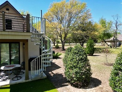 LAKE EUFAULA PARADISE AWAITS! This extraordinary custom - photo 20