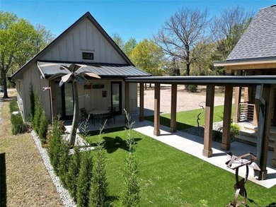 LAKE EUFAULA PARADISE AWAITS! This extraordinary custom - photo 22