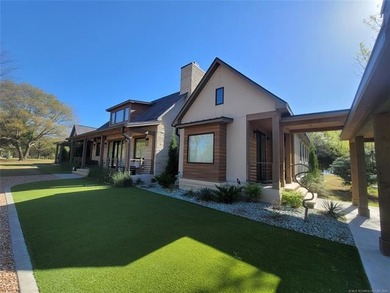 LAKE EUFAULA PARADISE AWAITS! This extraordinary custom - photo 36
