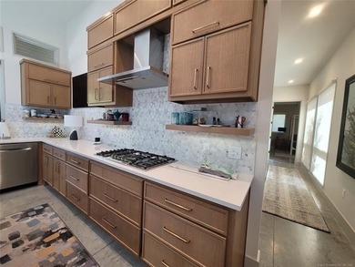 LAKE EUFAULA PARADISE AWAITS! This extraordinary custom - photo 43